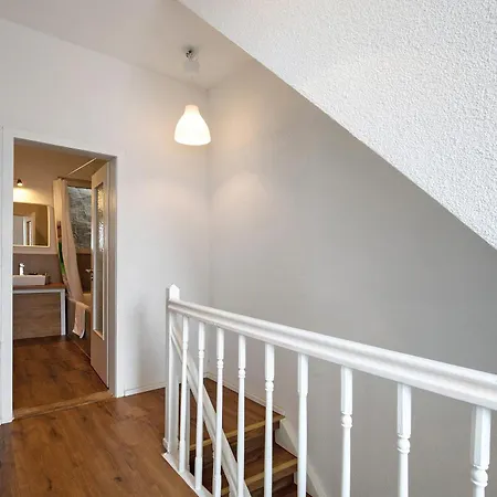 شقة Apartmenthaus Schlosspark *