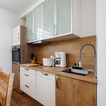 شقة Apartmenthaus Schlosspark