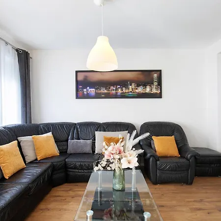 Apartmenthaus Schlosspark Apartment *