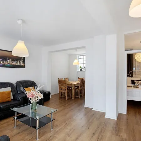 Apartment Apartmenthaus Schlosspark *
